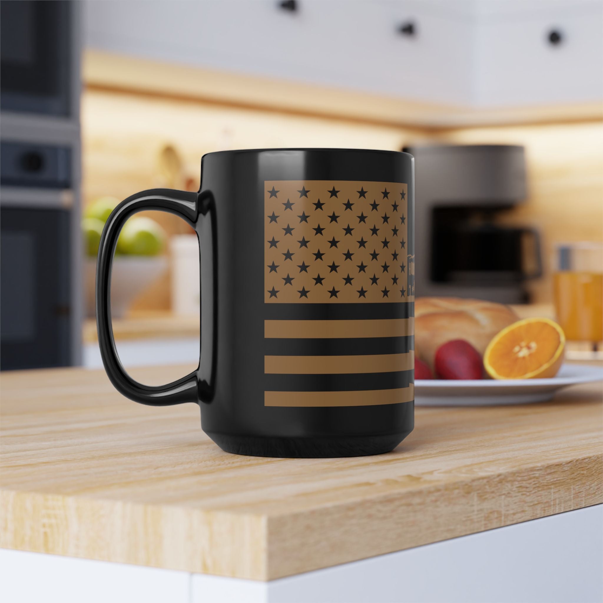 Los Angeles Skyline Flag Mug — Black & Gold Cityscape Coffee Cup